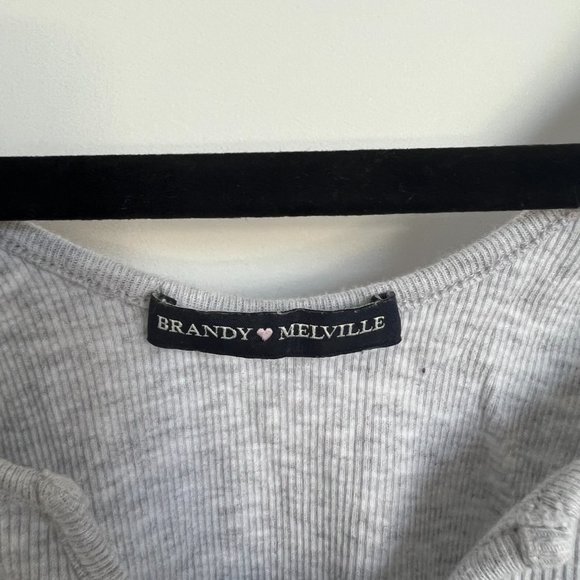 BRANDY MELVILLE | Cropped Tank Top - Picture 2 of 2